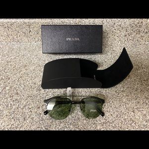 Prada Sunglasses With Original Case & Cloth